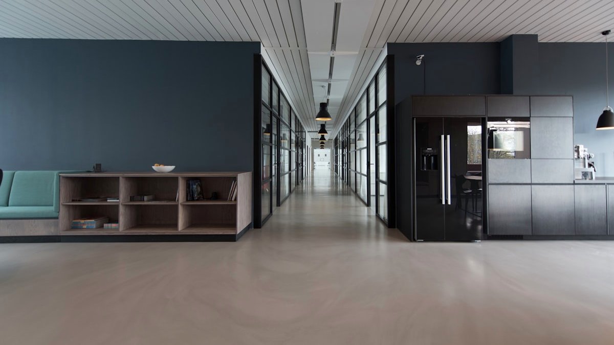 الإشراف على الصيانة والتشغيل